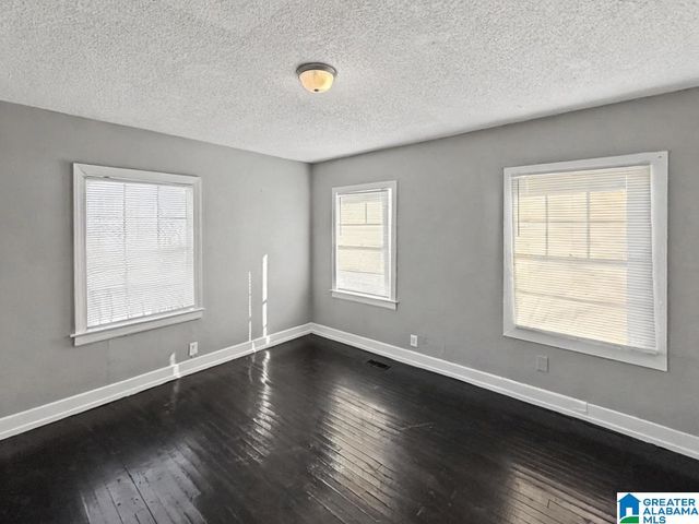 1701 4TH AVENUE, Birmingham, AL 35208