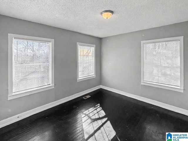 1701 4TH AVENUE, Birmingham, AL 35208