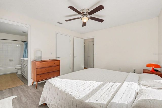 4440 W PINTOR PLACE, Tampa, FL 33616