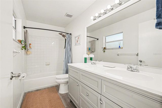 4440 W PINTOR PLACE, Tampa, FL 33616