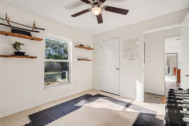 4440 W PINTOR PLACE, Tampa, FL 33616