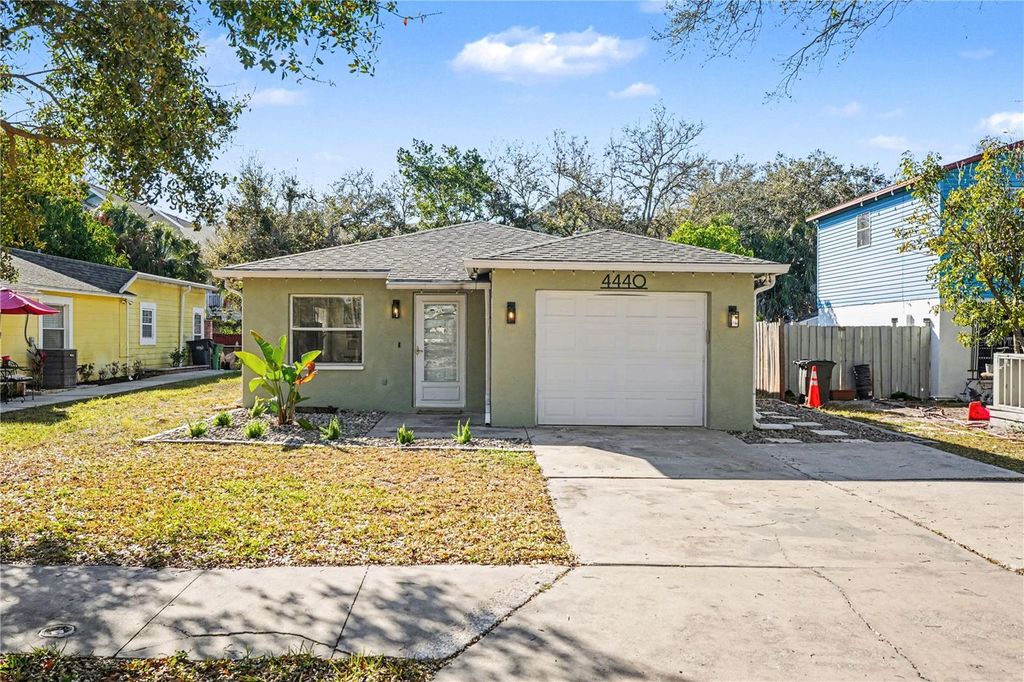 4440 W PINTOR PLACE, Tampa, FL 33616