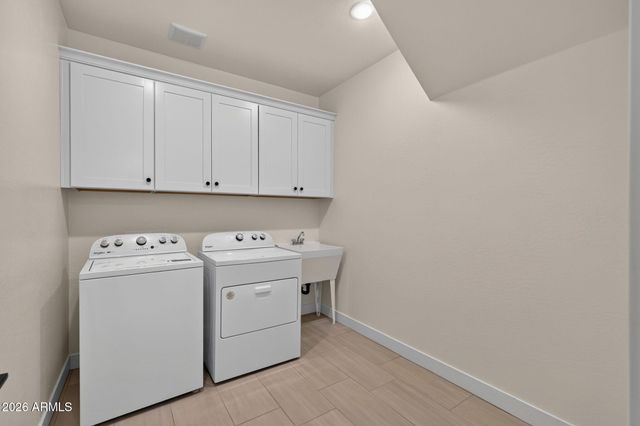 9662 E RAINBOW Avenue, Mesa, AZ 85212