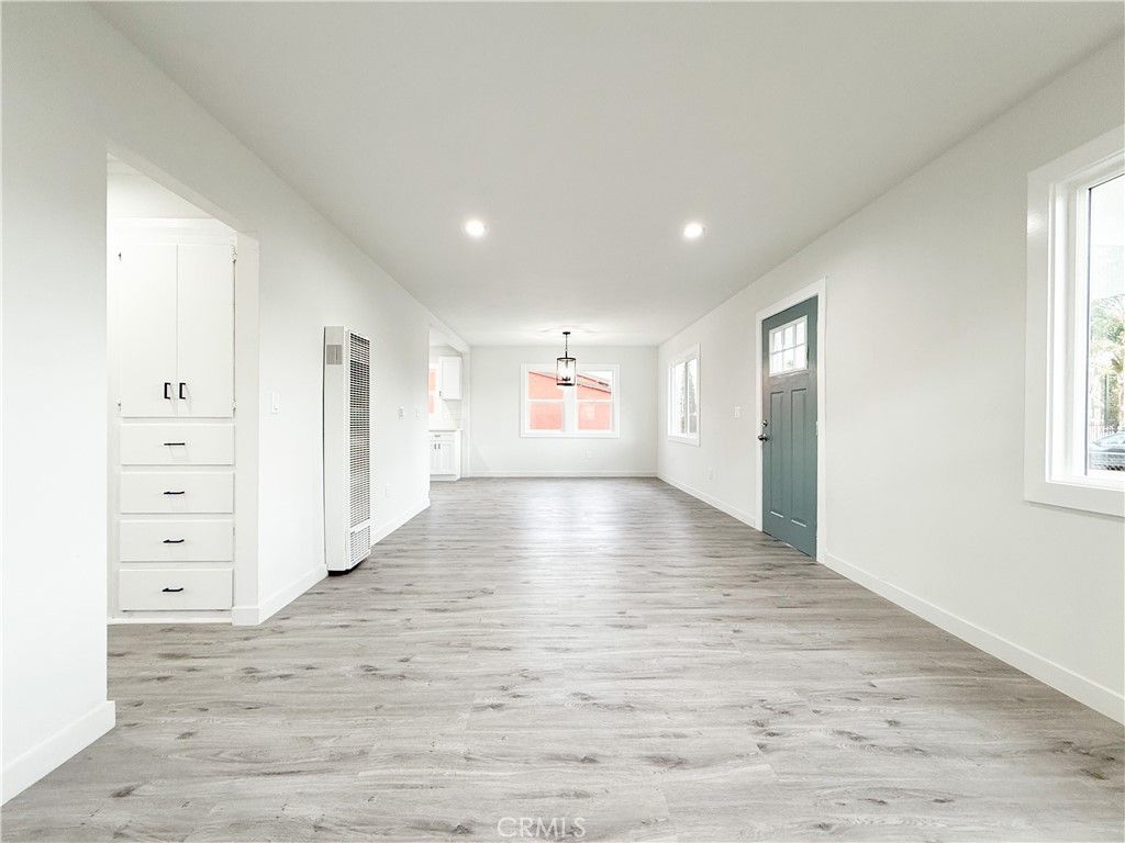 Image 10 of property listing at 2222 E 124th Street, Compton, CA 90222