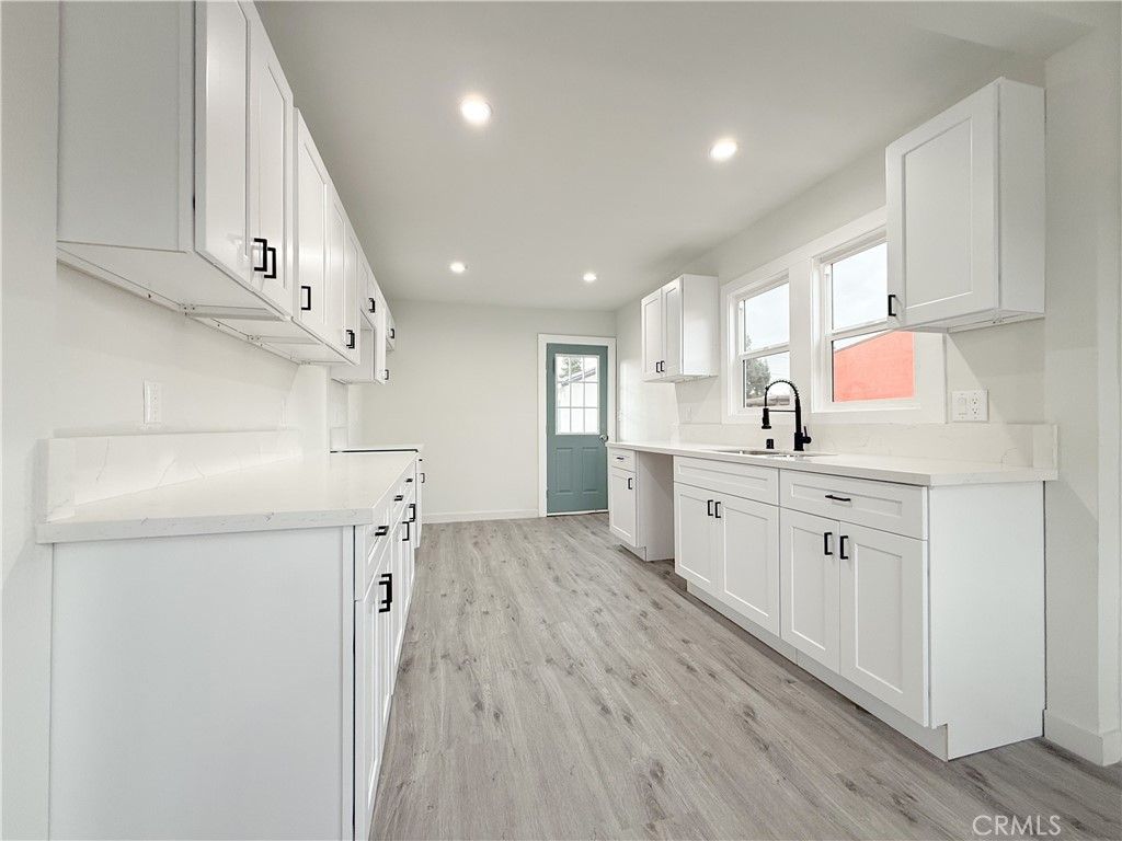 Image 11 of property listing at 2222 E 124th Street, Compton, CA 90222