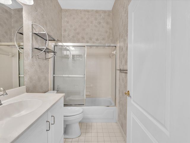 9165 Vineland Court Apt. C, Boca Raton, FL 33496