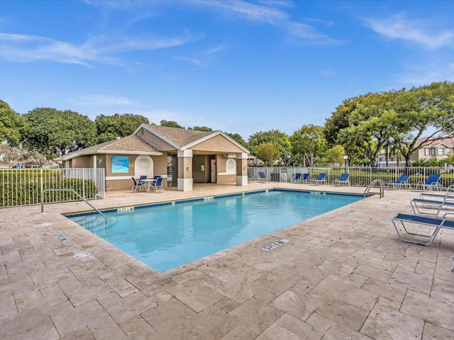 9165 Vineland Court Apt. C, Boca Raton, FL 33496