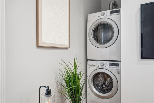 80 Marion St 2, Boston, MA 02128