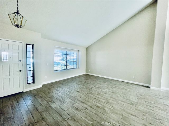 8 Davis, Irvine, CA 92620