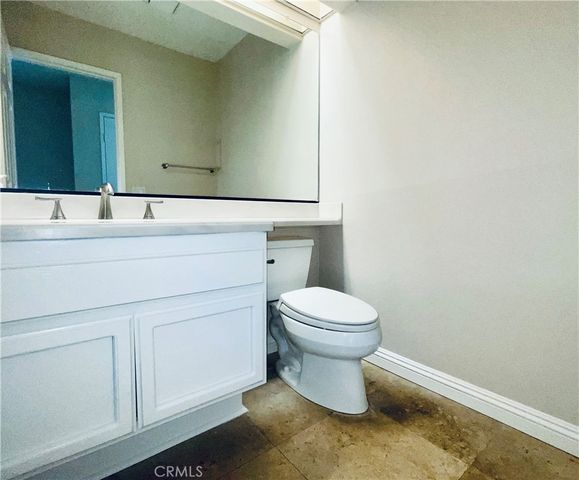 8 Davis, Irvine, CA 92620