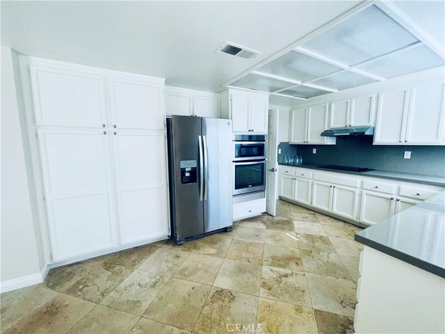 8 Davis, Irvine, CA 92620
