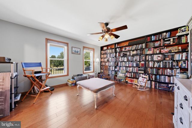 11841 ASHTON RD, Clear Spring, MD 21722