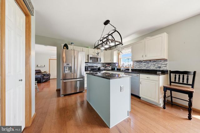 11841 ASHTON RD, Clear Spring, MD 21722