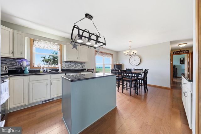 11841 ASHTON RD, Clear Spring, MD 21722