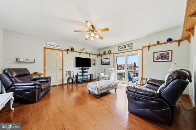 11841 ASHTON RD, Clear Spring, MD 21722