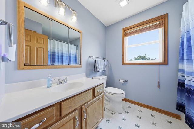 11841 ASHTON RD, Clear Spring, MD 21722