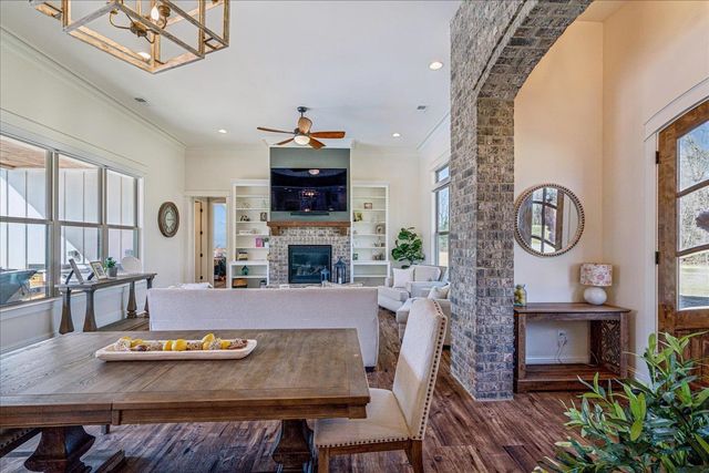 6035 FEATHERS CHAPEL DR, Somerville, TN 38068