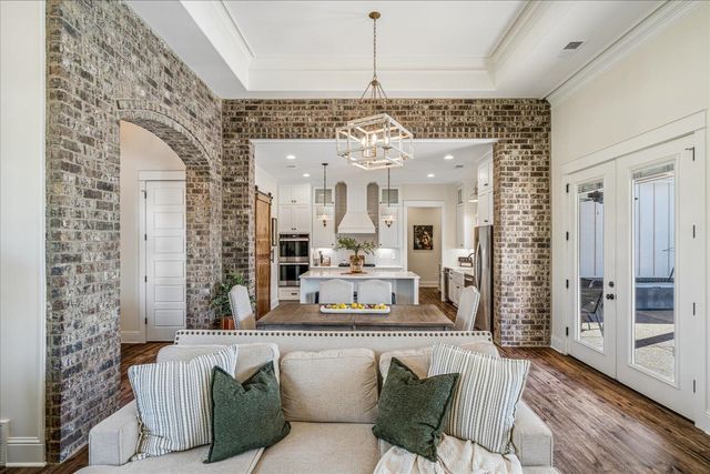 6035 FEATHERS CHAPEL DR, Somerville, TN 38068
