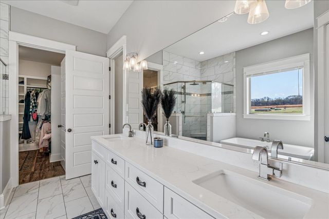 6035 FEATHERS CHAPEL DR, Somerville, TN 38068