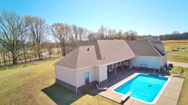 6035 FEATHERS CHAPEL DR, Somerville, TN 38068