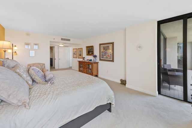 2480 PRESIDENTIAL Way 1603, West Palm Beach, FL 33401