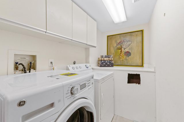 2480 PRESIDENTIAL Way 1603, West Palm Beach, FL 33401