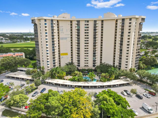 2480 PRESIDENTIAL Way 1603, West Palm Beach, FL 33401