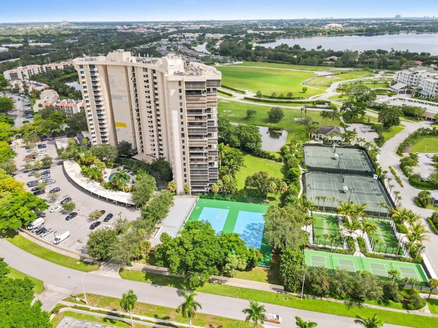 2480 PRESIDENTIAL Way 1603, West Palm Beach, FL 33401