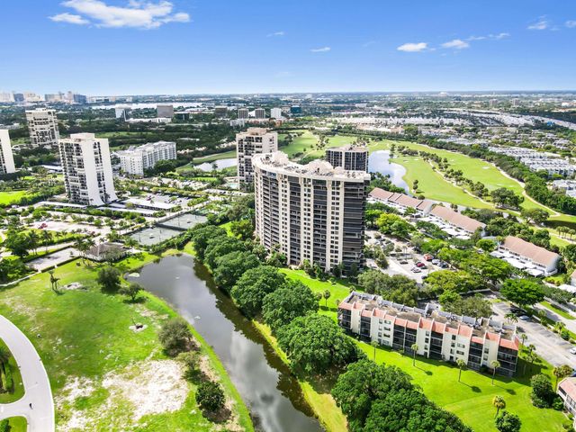 2480 PRESIDENTIAL Way 1603, West Palm Beach, FL 33401