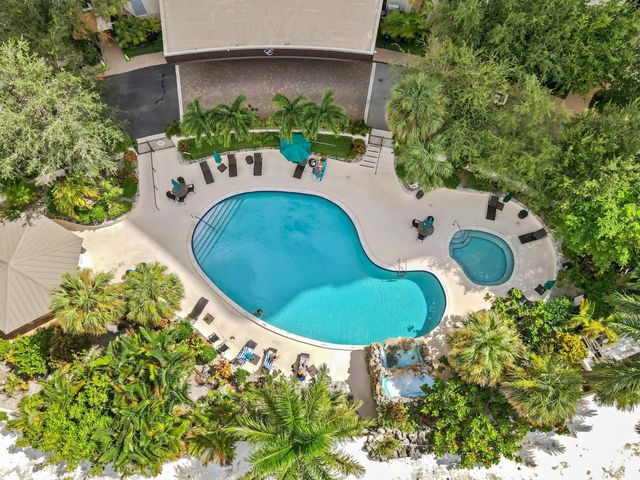 2480 PRESIDENTIAL Way 1603, West Palm Beach, FL 33401