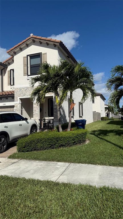 11945 SW 245th Ter, Homestead, FL 33032