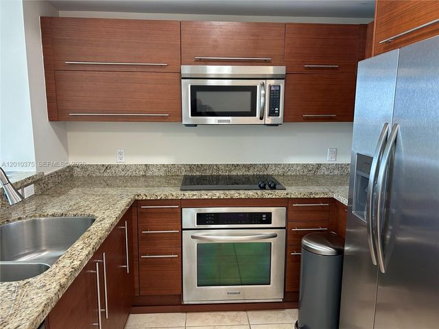 2681 N Flamingo Rd 1102S, Sunrise, FL 33323