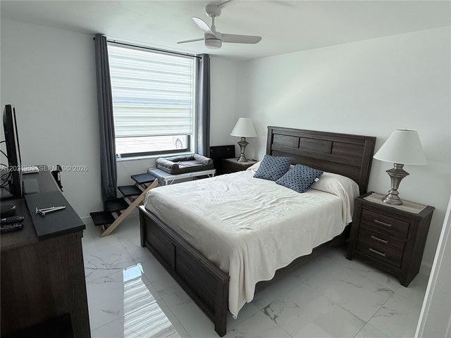 7370 NW 18th St 107, Margate, FL 33063
