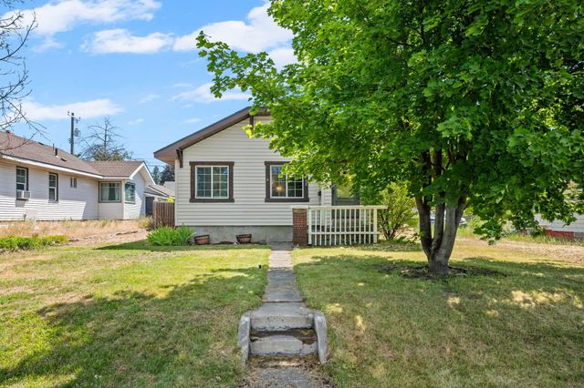 4708 N Cedar St, Spokane, WA 99205
