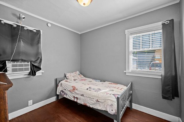 4708 N Cedar St, Spokane, WA 99205
