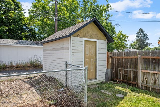 4708 N Cedar St, Spokane, WA 99205