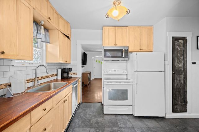 4708 N Cedar St, Spokane, WA 99205