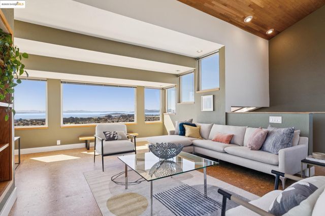 2063 Tapscott Ave., El Cerrito, CA 94530