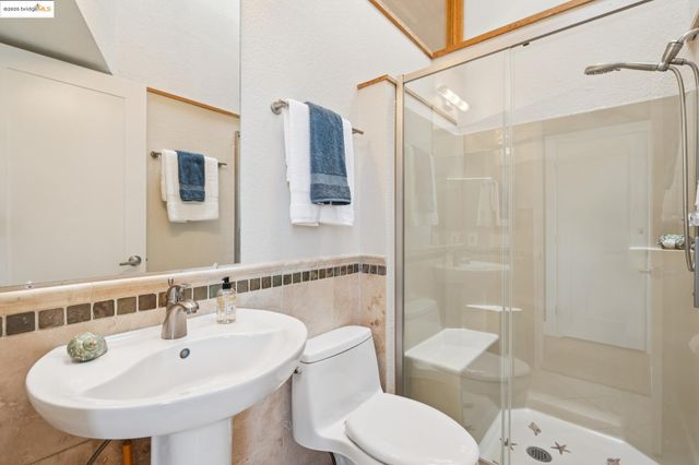 2063 Tapscott Ave., El Cerrito, CA 94530