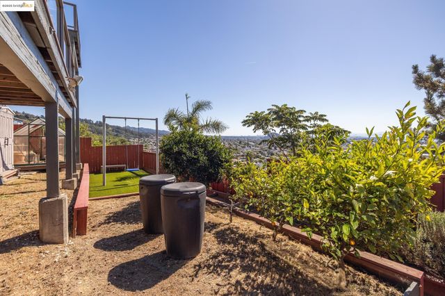 2063 Tapscott Ave., El Cerrito, CA 94530