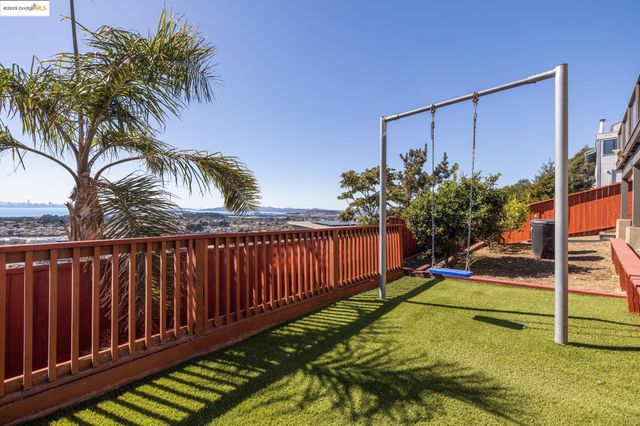 2063 Tapscott Ave., El Cerrito, CA 94530