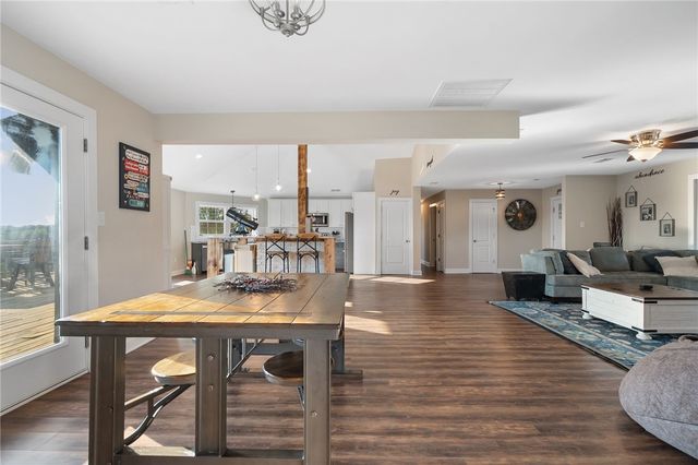 1010 Wall Circle, Chesnee, SC 29323