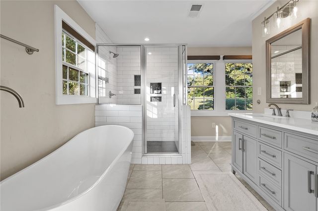 1010 Wall Circle, Chesnee, SC 29323