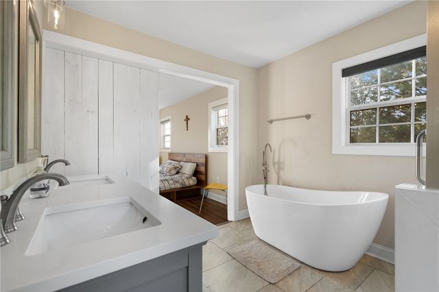 1010 Wall Circle, Chesnee, SC 29323