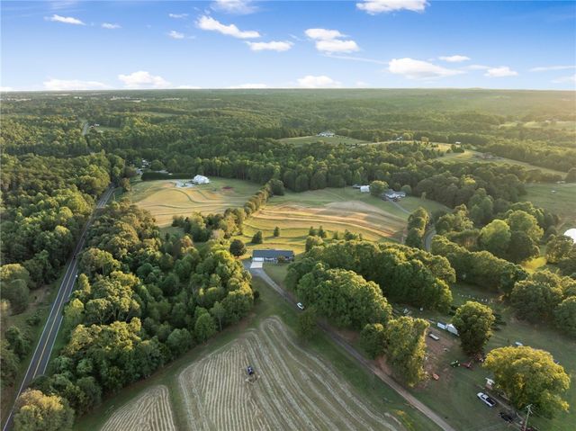 1010 Wall Circle, Chesnee, SC 29323