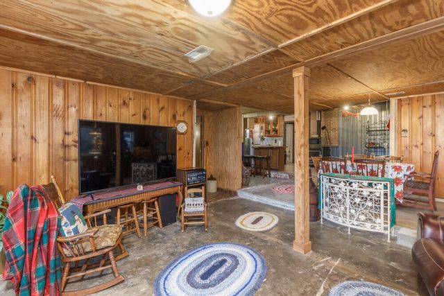 45 Blue Springs Circle, Elkland, MO 65644