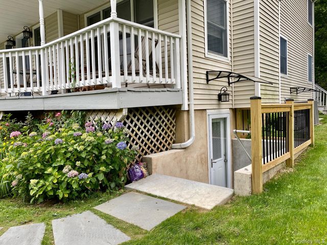 63A Cannon Court, Huntington, NY 11743