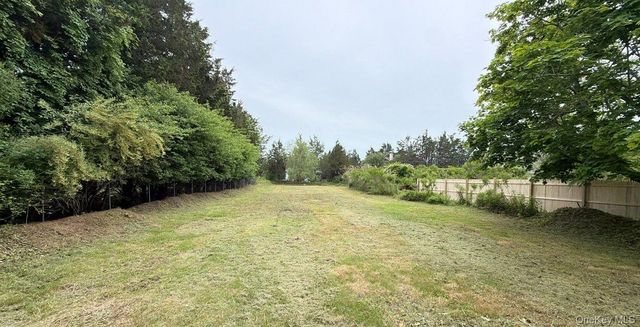 6900 Main Bayview Road, Southold, NY 11971