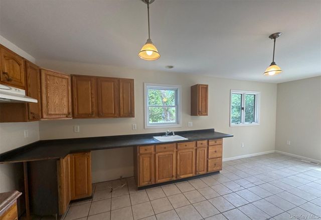 6900 Main Bayview Road, Southold, NY 11971
