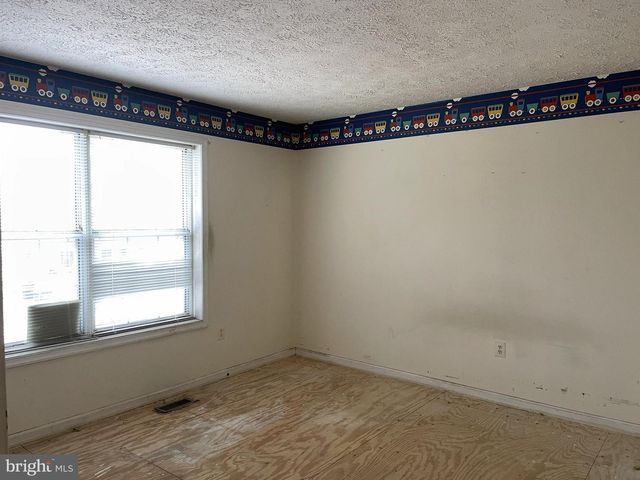 5303 CUMBERLAND ST, Capitol Heights, MD 20743